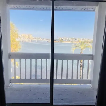4 Million Waterfront Home! Sleeps 18, Ask About Specials!